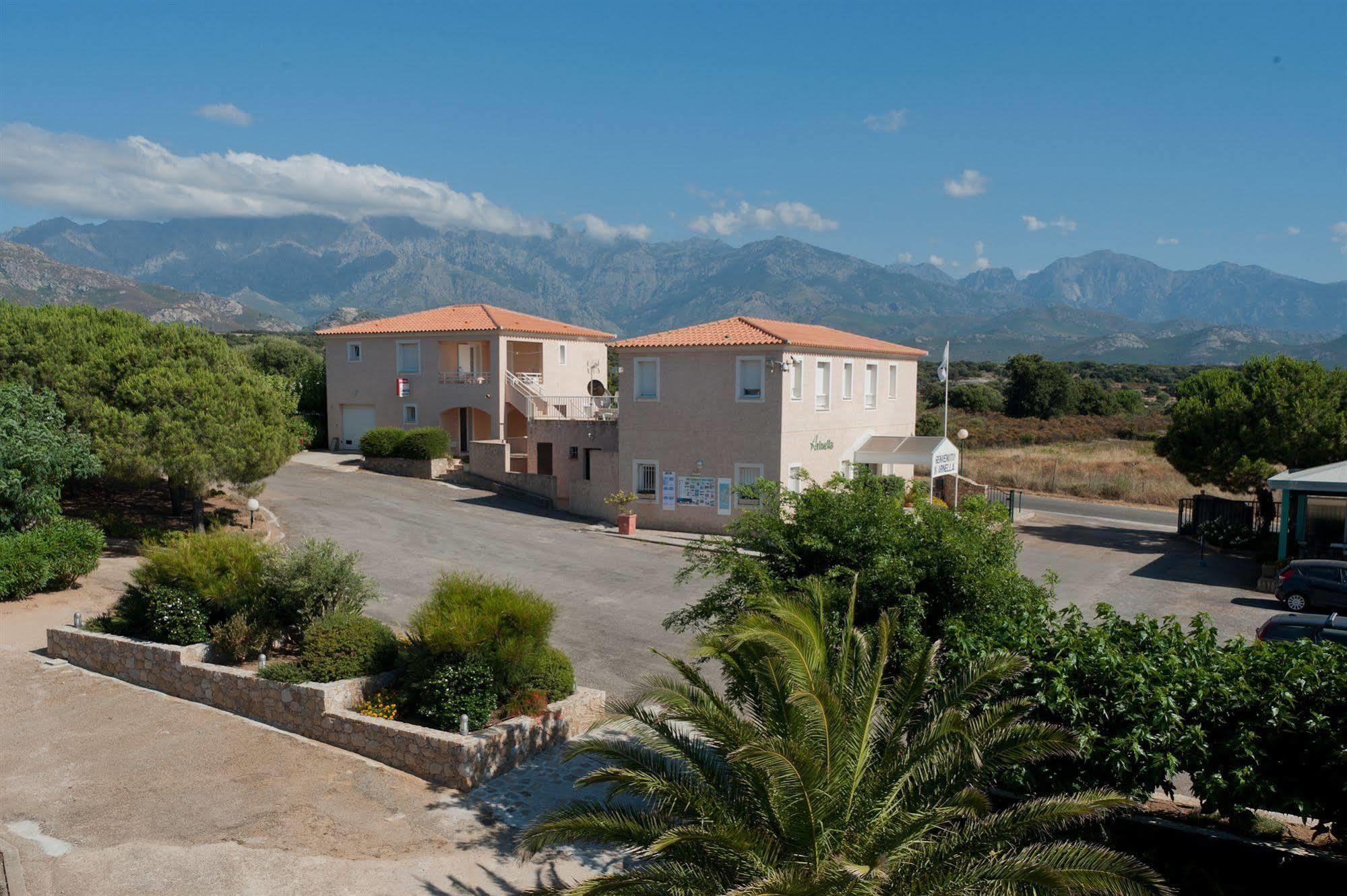Residence Arinella Лумйо Екстер'єр фото