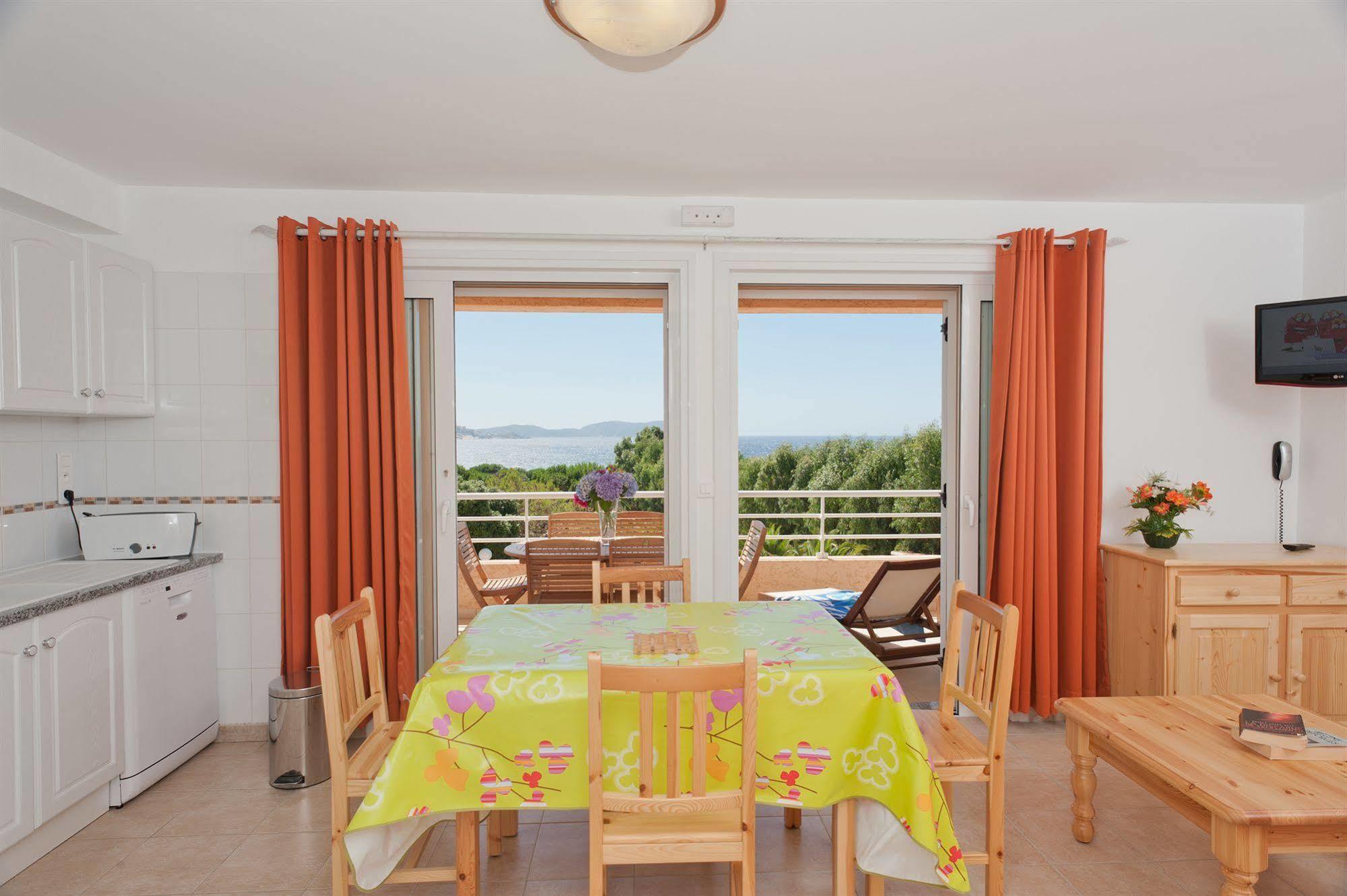 Residence Arinella Лумйо Екстер'єр фото