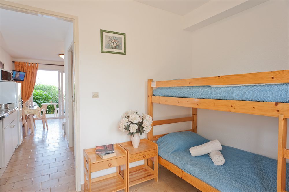 Residence Arinella Лумйо Екстер'єр фото